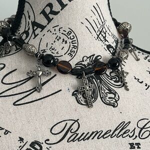 Gothic Beaded Choker Necklace – Cross Charms – Adjustable